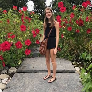 Meet your Posher, Eva